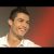 Cristiano Ronaldo abre o livro e diz que é melhor do que Messi