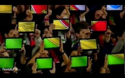 Bandeira de Portugal formada com tablets