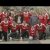 Jogadores do Benfica trocam de camisa com desconhecidos