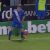 Avançado do Hartlepool Scott Fenwick tem um falhanço hilariante!