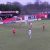 Guarda-redes marca golo da sua área no último minuto