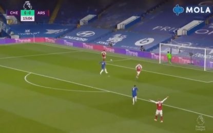 Vídeo: O inacreditável erro de Jorginho que tramou o Chelsea no dérbi de Londres