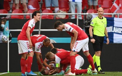 Vídeo: Christian Eriksen colapsa em campo durante o Dinamarca x Finlândia – Euro 2020