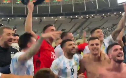 Vídeo: Grande gesto! De Paul quis provocar os brasileiros durante os festejos da Copa América mas Messi não deixou