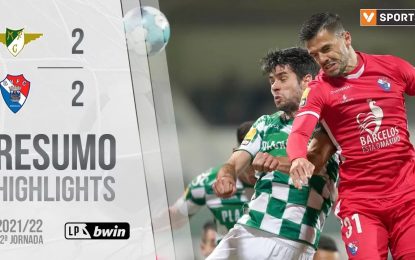 Highlights | Resumo: Moreirense 2-2 Gil Vicente (Liga 21/22 #12)