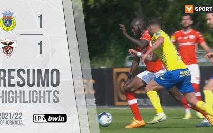 Highlights | Resumo: FC Arouca 1-1 Santa Clara (Liga 21/22 #30)