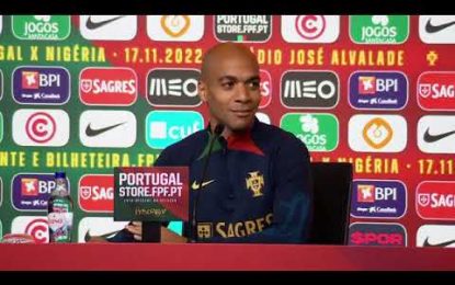 Vídeo: João Mário bombardeado com perguntas sobre Ronaldo
